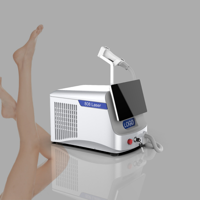 Tragbare Laser-Haarentfernungsanlage 810nm Dauerhaarentfernungsanlage für Frauen