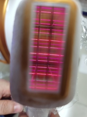 Schmerzlose Diodenlaser-Haarentfernung Maschine OEM ODM für Hautverengung