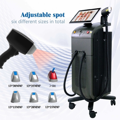 808nm Diodenlaser-Haarentfernung Maschine AC110V/ 220V 10% 50HZ/ 60HZ Stromversorgung