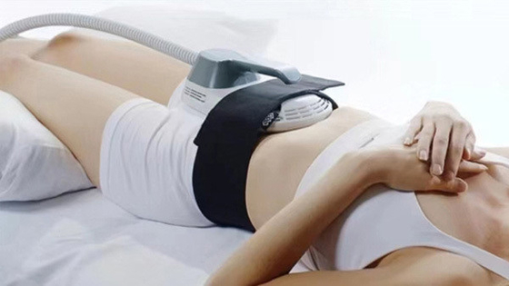 Fortgeschrittene EMS-Schlankheitsmaschine 150 Hz Frequenz zur Cellulite-Reduktion
