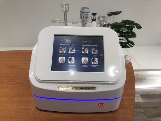 8.4 Zoll True Color LCD Touchscreen 980nm Diodenlaser Spinnenvenenentfernung Maschine für Gefäßläsionen Entfernung Lösung