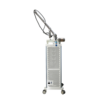 40W 60W Fractional CO2 Laser Maschine für Faltenentfernung Streckenmarke Narbenentfernung Straffung